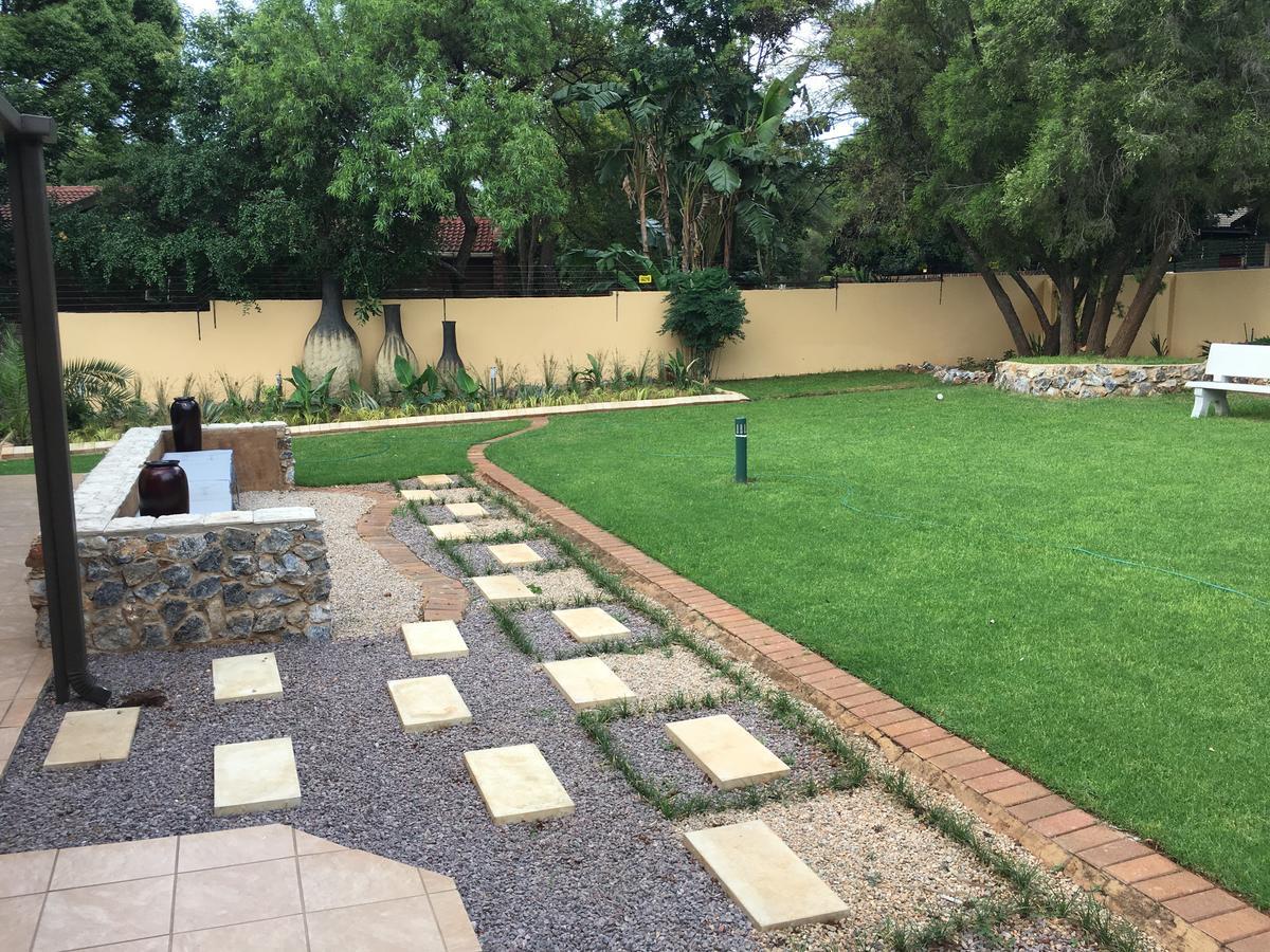 Riverton Manor Centurion Exterior photo